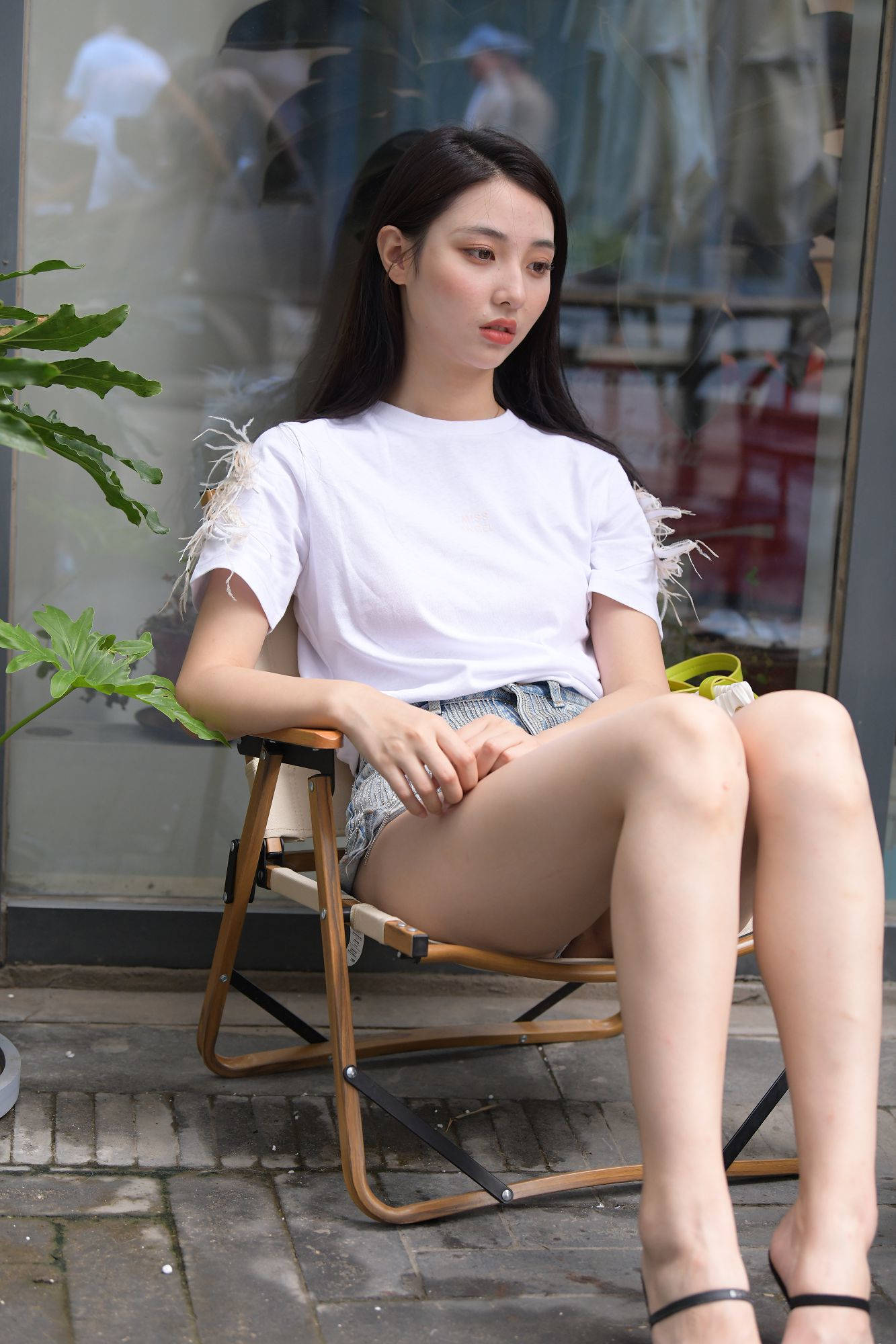 【套图+视频】蓝色牛仔热裤美女