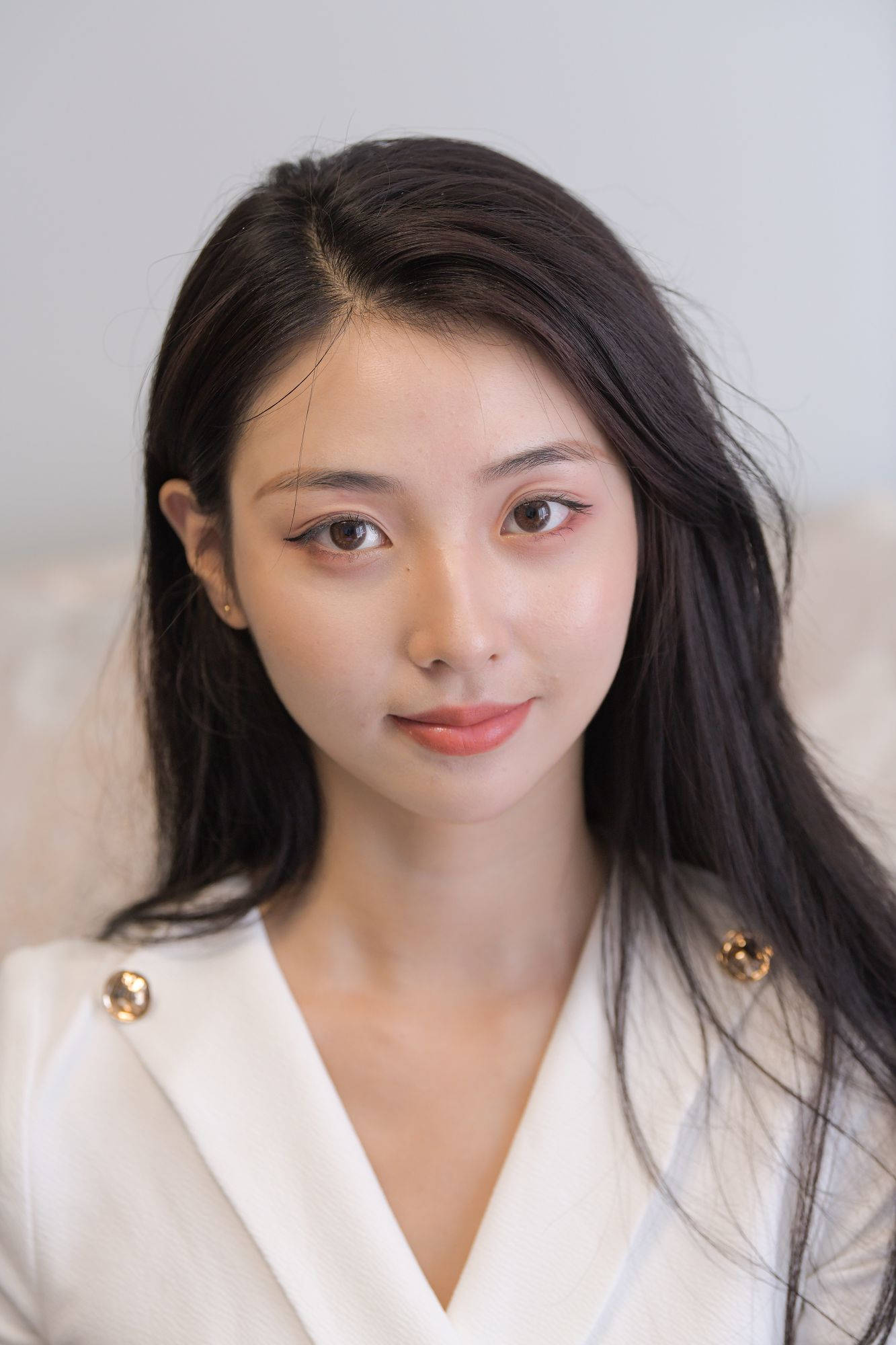 【套图+视频】白色制服美女