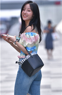 [套图86P]漂亮的紧牛小美女3A8236[1.81G]