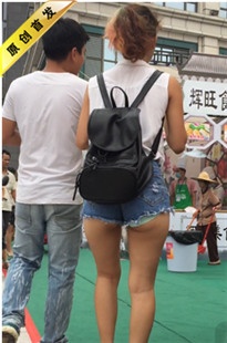 绿色内内丰满月牙[MP4/430MB]