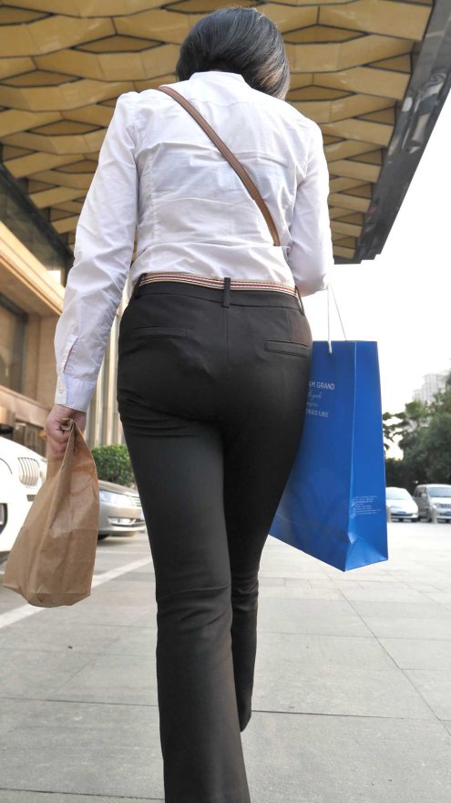 （图）高跟西裤制服OL丁字裤内痕太风骚