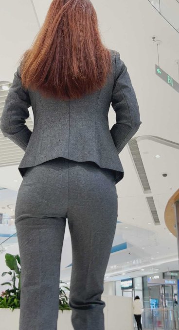 春节献礼小雨性感紧身西裤OL套装第一季