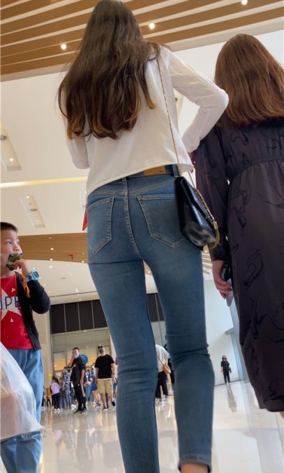 蓝牛紧身MM[3.66G/MP4]