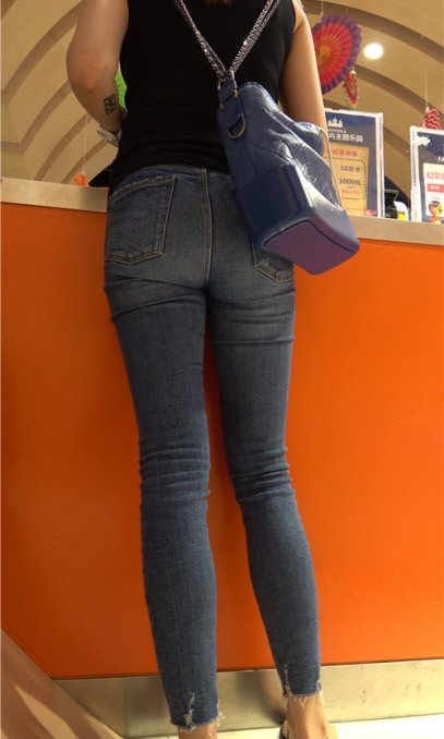 漂亮的牛仔美妇[3.41G/MP4]