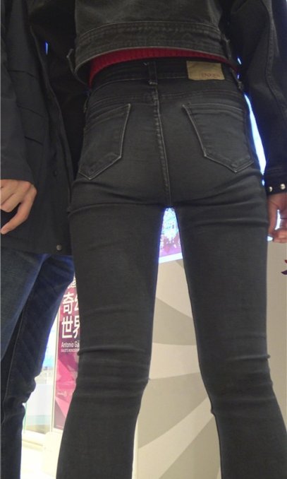 短发黑牛仔妹子[3.64G/MP4]