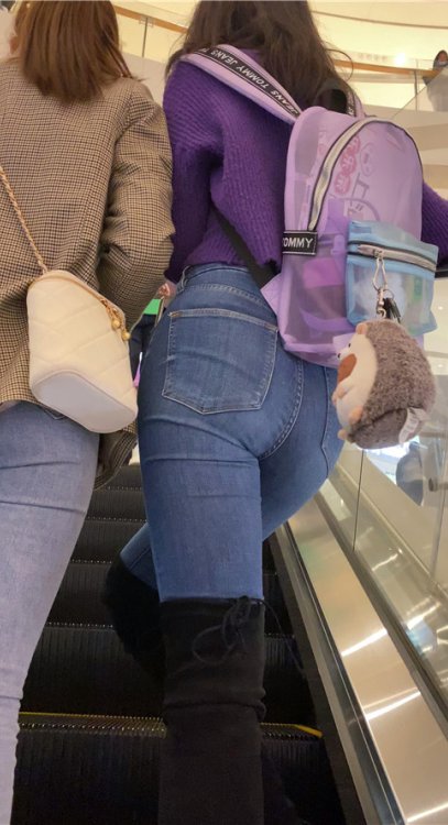 漂亮的高靴气质美女[10.65G/MP4]