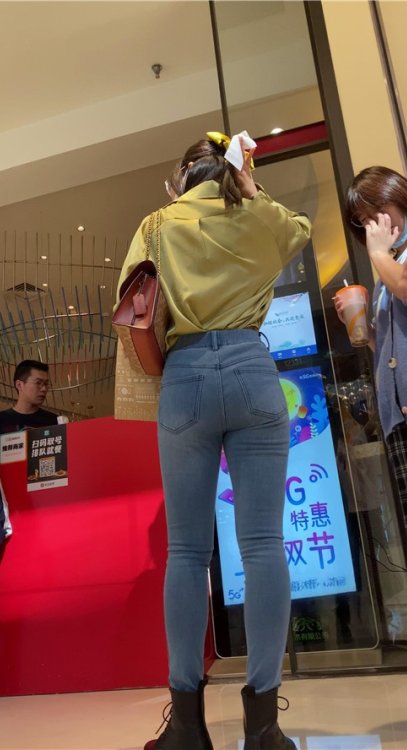 紧牛美眉[457M/MP4]