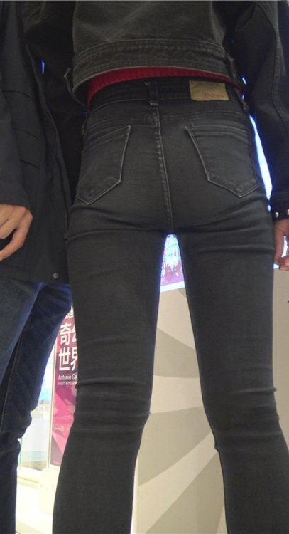 短发黑牛仔妹子[3.64G/MP4]