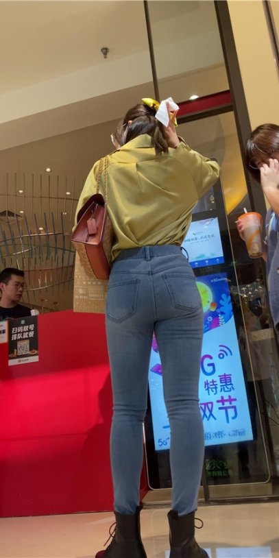 紧牛美眉[457M/MP4]