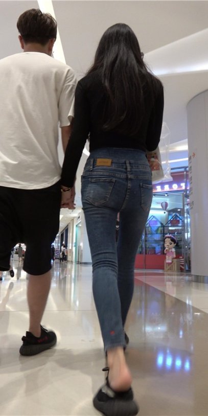 高腰蓝牛小姐姐[1.16G/MP4]