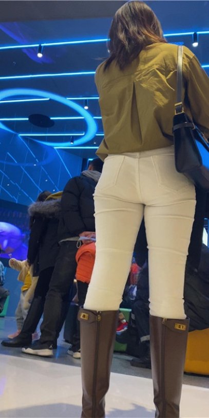 白裤美女[3.77G/MP4]