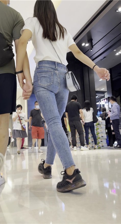 蓝牛女友[843M/MP4]