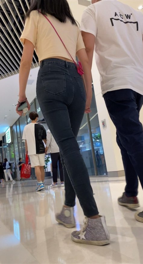 牛仔紧身裤小姐姐[889M/MP4]