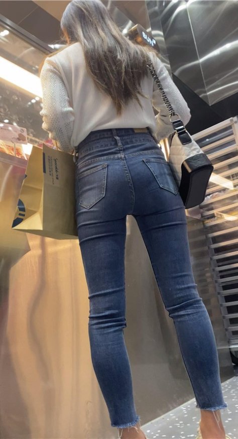 蓝色高腰牛仔裤美女[2.42G/MP4]