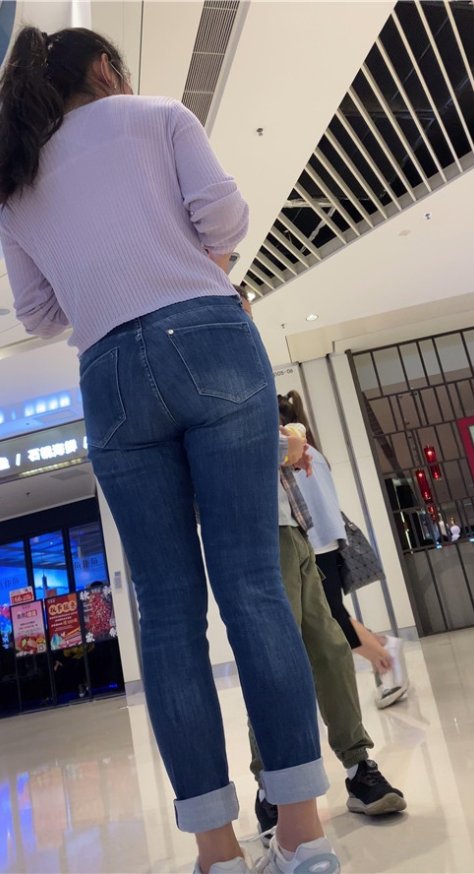 韵味蓝牛丰腴美女[2.63G/MP4]