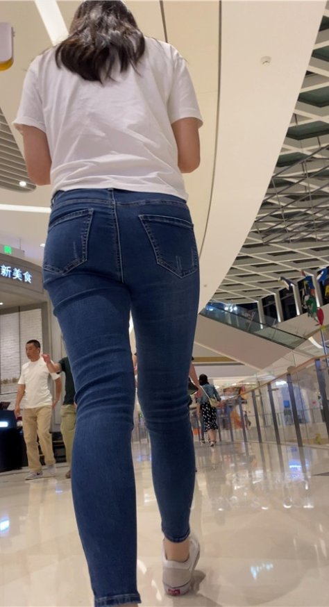 丰屯牛仔小姐姐[2.02G/MP4]