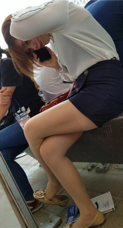 短发肉丝美女[1.13G/MP4]