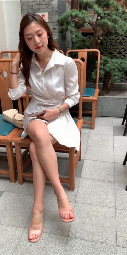 （视频+套图）白衣飘飘的小姐姐 [8.18G/MP4]