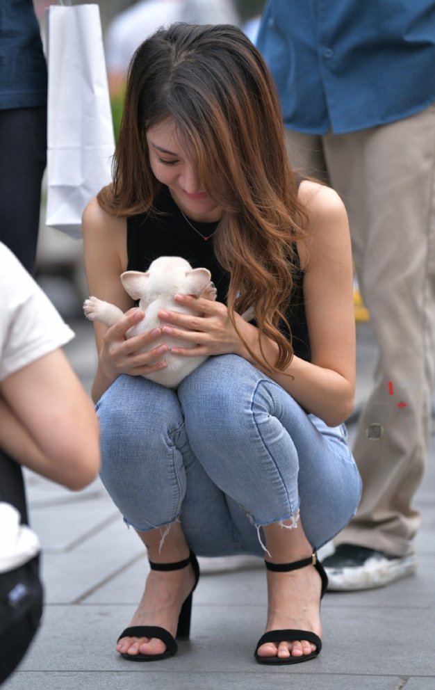 很有爱心的小姐姐紧身牛仔裤（9P）