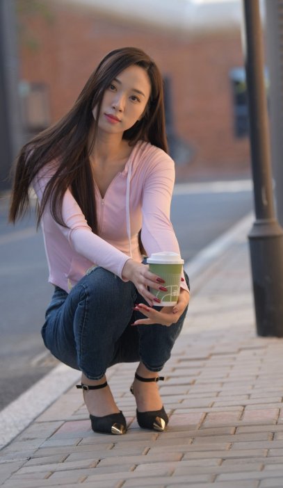 魔镜-牛仔裤美女MJ3241