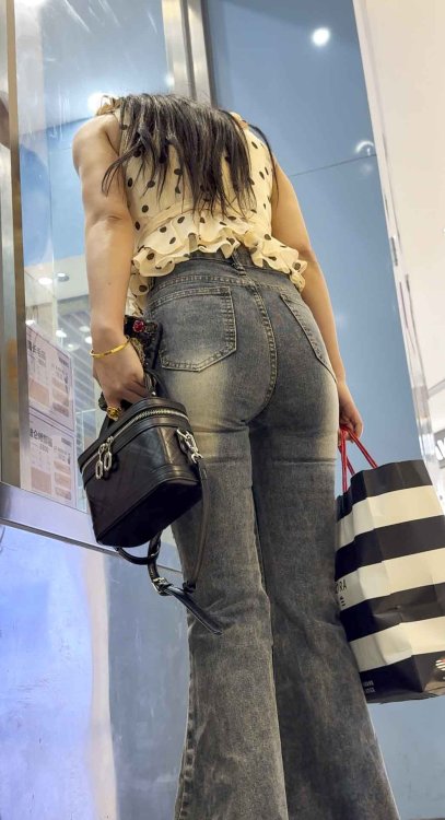 国庆献礼极品倒三角牛仔女神（金币211）