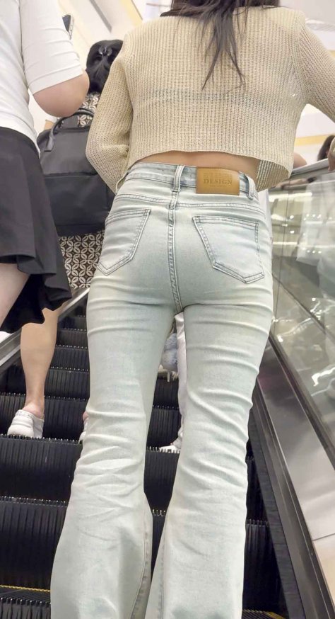 国庆献礼牛仔紧绷翘臀，你看行不行(289积分)