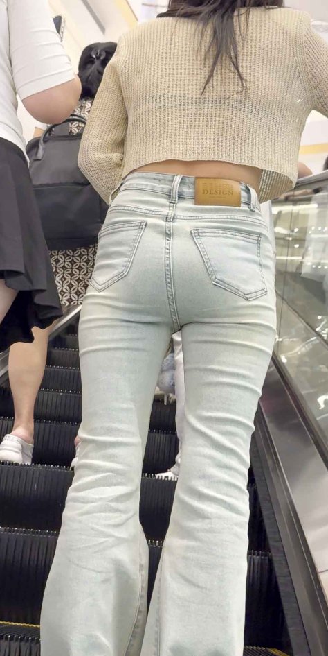 国庆献礼牛仔紧绷翘臀，你看行不行(289积分)