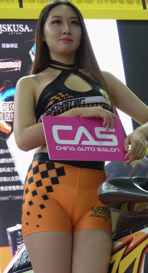 4K-橙色紧身衣美女模特第一部[791M/MP4]