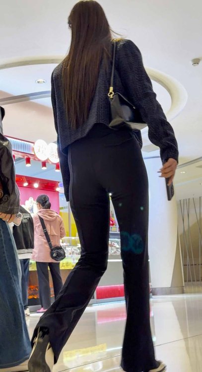 瑜伽裤翘臀狂抖十来波(88)