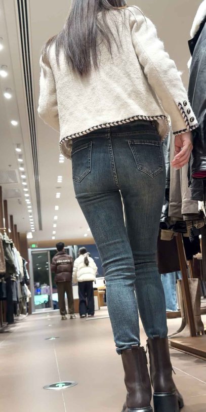 蓝牛仔裤极品翘臀尤物（积分185）