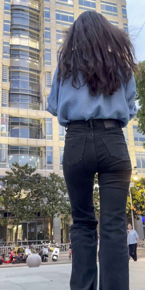 国庆献礼长发紧臀牛仔小姐姐（积分299）