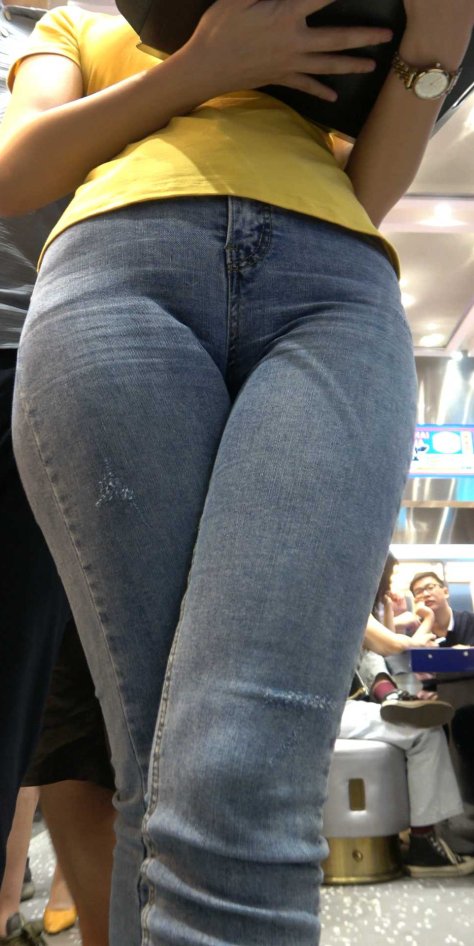 (积分190)春节献礼和男友一起买面包的性感女友