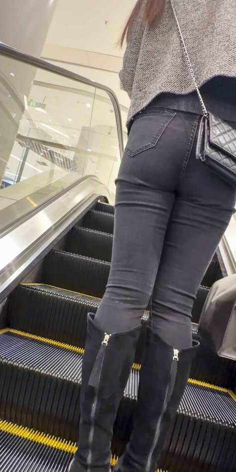 翘臀微微抖动十来波（积分52）