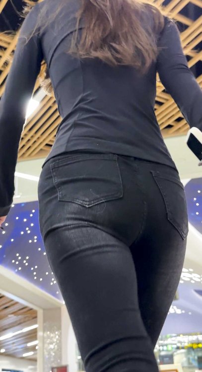 胯部的每一次移动都透着松弛感（积分55）