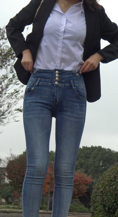 元旦献礼糖糖牛仔裤搭配西装，更显性感第二季（积分368）