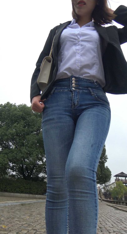 春节献礼糖糖牛仔裤搭配西装，更显性感第三季（积分412）