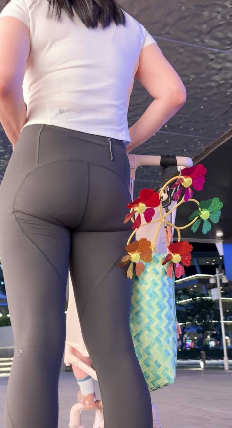 胸器与紧身瑜伽裤的搭配（积分88）