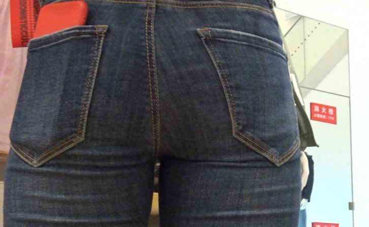 雅雅18岁青春无敌高跟牛仔裤饱满翘臀第一季（积分488）