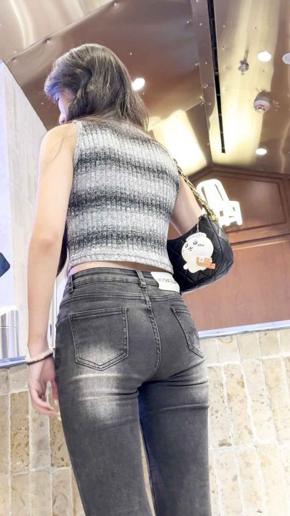 灰黑牛仔裤性感浪勾魂摄魄