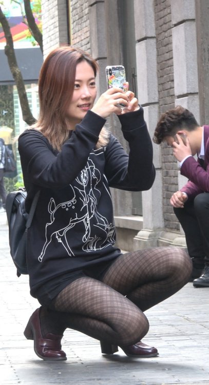 4K-性感街拍热裤花纹丝袜美女DJ801[2.67G]