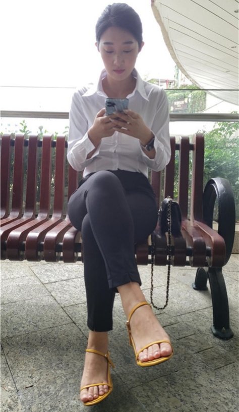 （视频）尽在无言 [16.34G/MP4] 在无言 (976P)[12.89G/JPG]