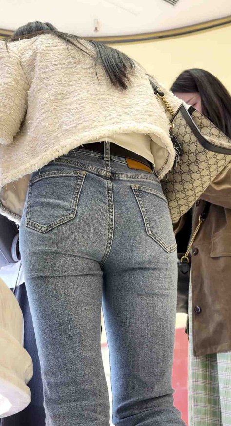 春节献礼蓝紧身牛仔裤极品尤物(积分3888)