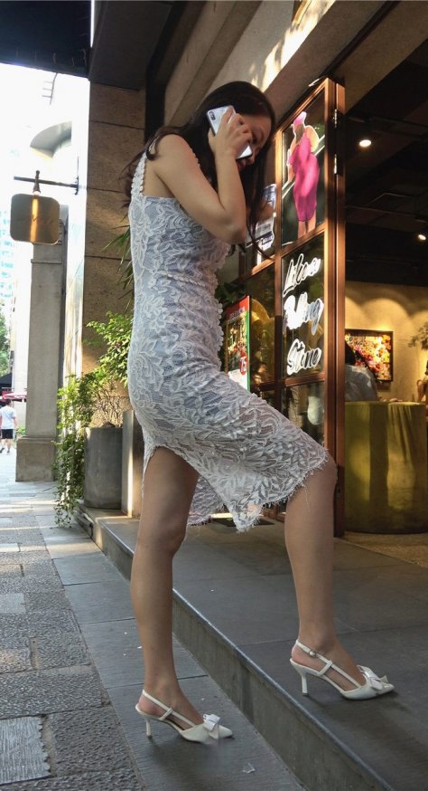 4K-性感包屯紧身长裙街拍高跟美女DJ645[700M]