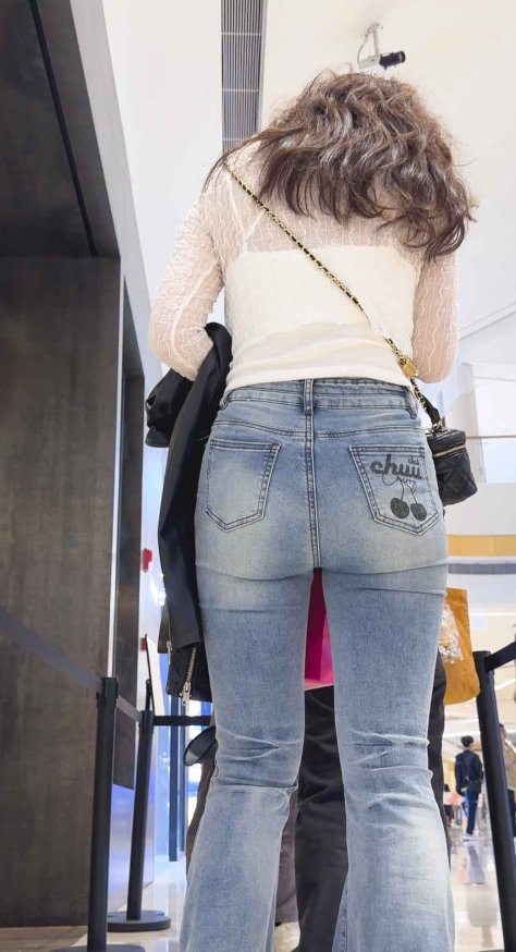 （积分65）五一献礼宽臀美女扭得欲火焚身