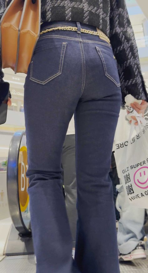 性感熟妇大梨臀你看行（积分380）