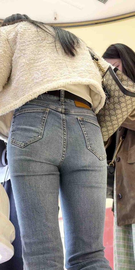 春节献礼蓝紧身牛仔裤极品尤物（积分3888）