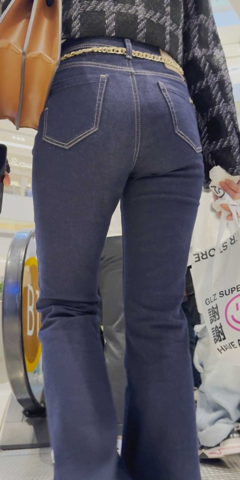 性感熟妇大梨臀你看行（积分380）