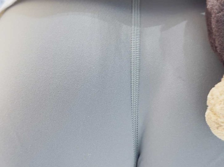 (积分:5777)春节献礼性感超深沟瑜伽短裤美女