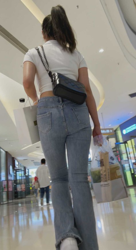 极品紧牛金三角大美女(积分45)