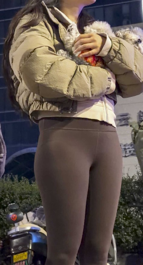 (积分221)紧身瑜伽裤金三角美女小姐姐